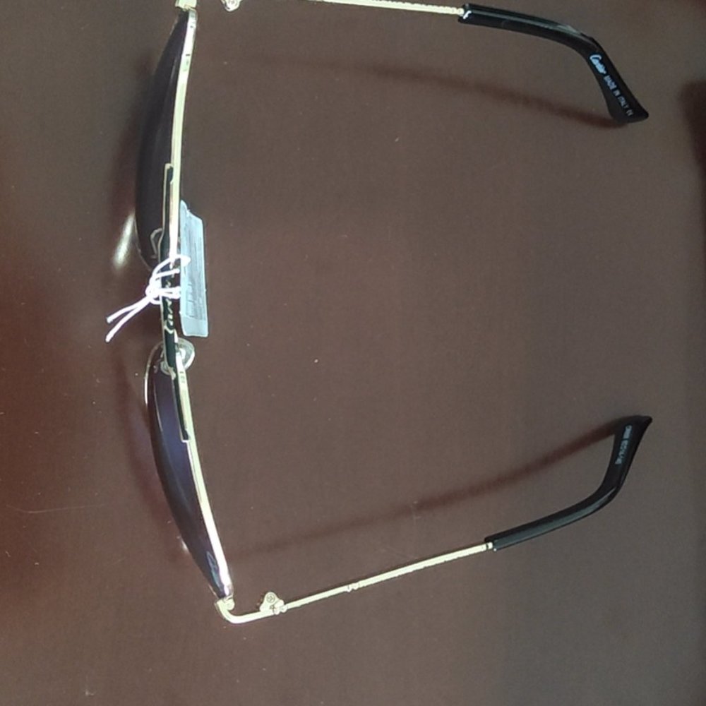 NEW Discoloration sunglasses with blue Cartier - Picture 6 of 6